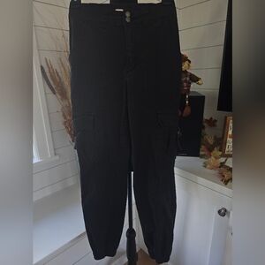 Garage Women's Dark Black Cargo Pants Jogging Pants